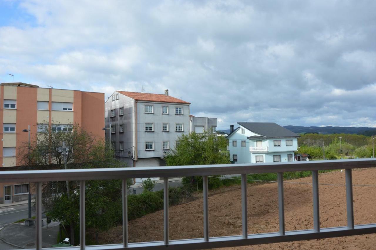 Piso Da Empegada Apartment Arzua Exterior photo